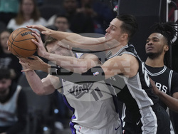 Kings Spurs Basketball