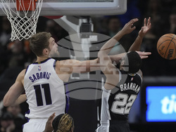 Kings Spurs Basketball