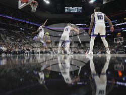 Kings Spurs Basketball