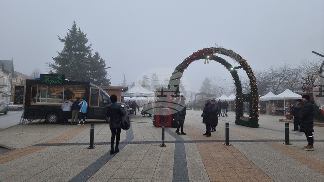 Коледна благотворителна инициатива в подкрепа на болно момче организират младежи във Враца