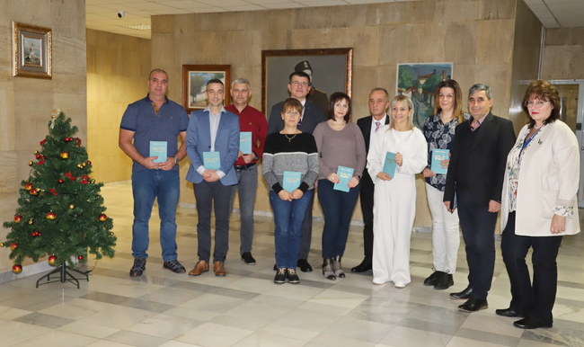 Трети випуск парамедици с дипломи от ВМА