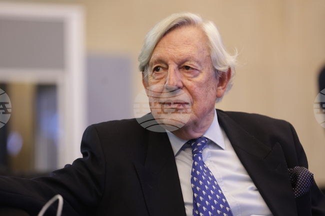 ЕС трябва да разпознае Западните Балкани като регион от стратегическо значение, заяви Джефри ван Орден пред БТА