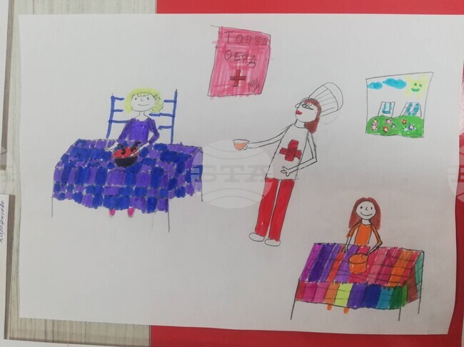 БЧК осигурява безплатен топъл обяд в училище за над 300 деца в риск в област Ямбол