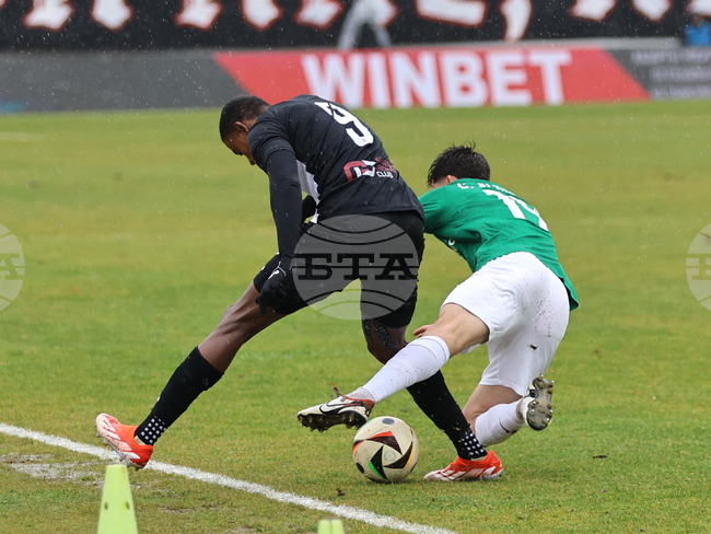 Локомотив Пловдив надви Локомотив София като гост в мач от Първа лига