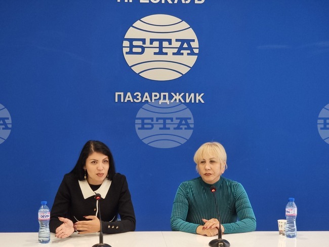 Деца и възрастни хора от социални институции ще съпреживеят духа на празниците чрез кампанията "„Да откриеш семейство за Коледа" 