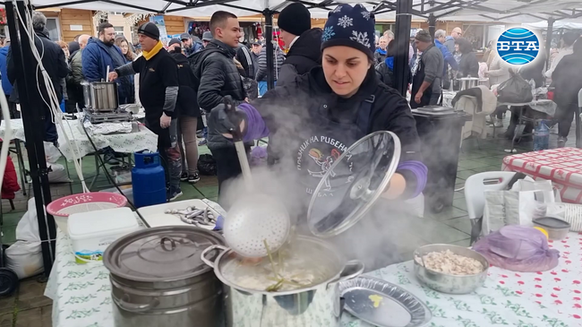 Чорба с 14 вида риба приготвиха на Празника на рибената чорба в Шабла