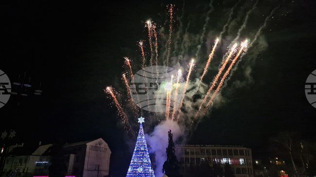 Самоков ще посрещне Нова година с фолклорна програма на централния площад „Захарий Зограф“