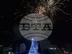 Самоков - коледен фестивал - запалване на светлините на елхата