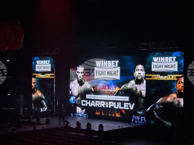 Боксовата галавечер с участието на Кубрат Пулев и Махмуд Чар в София стартира с два бързи нокаута