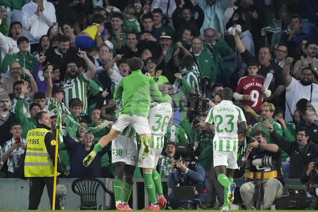 Бетис стигна до успех при визитата си на Виляреал от Ла Лига