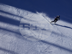 Vonn Comeback Skiing