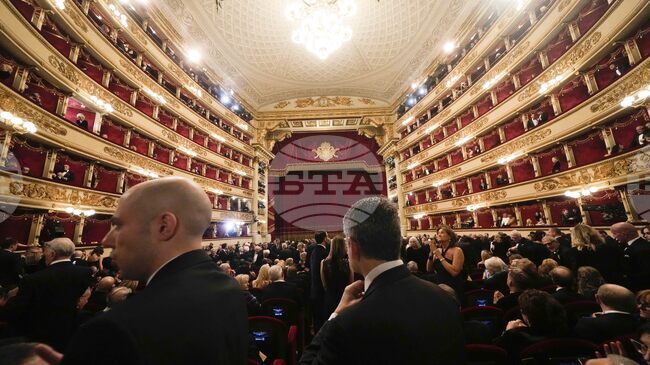 Големите оперни театри по света посрещат Нова година с „Пуритани“, „Лешникотрошачката“ и „Прилепът“, у нас се организират гала концерти