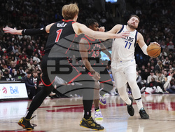 Mavericks Raptors Basketball