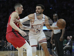Suns Heat Basketball
