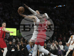 Suns Heat Basketball