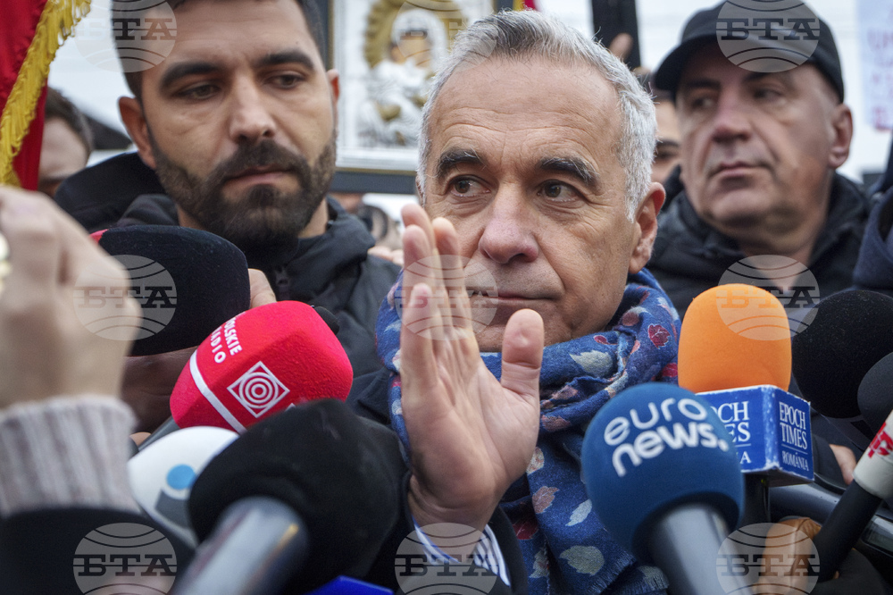 Жалбата на Калин Джорджеску срещу решението за повторно провеждане на президентските избори е препратена към Букурещкия апелативен съд