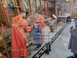 Шумен - неделна служба - църква „Свети Три Светители“