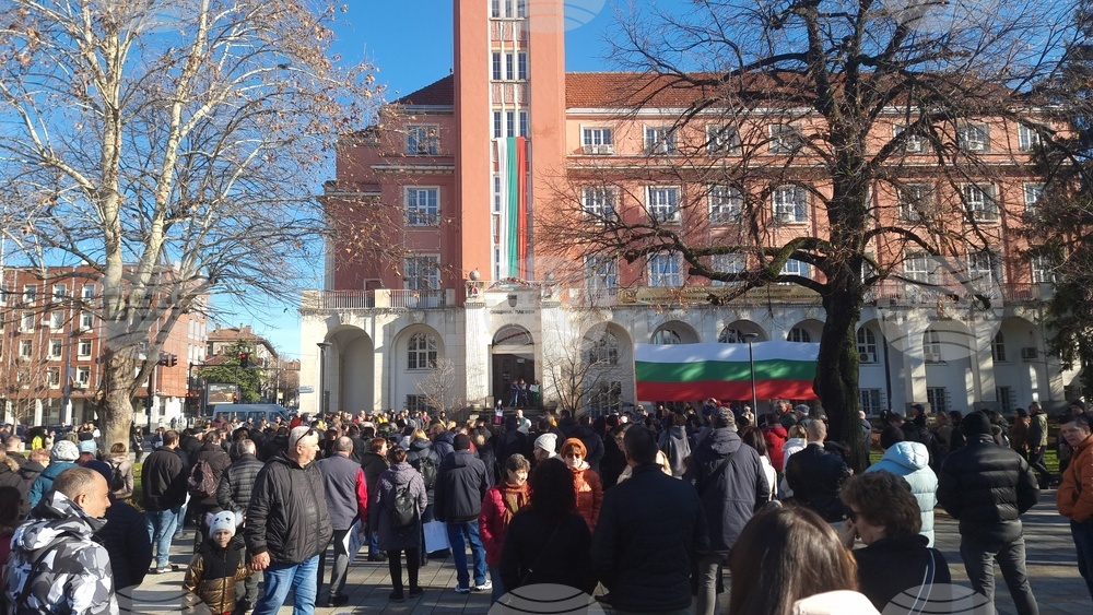Плевен - протест - проблеми с водоснабдяването