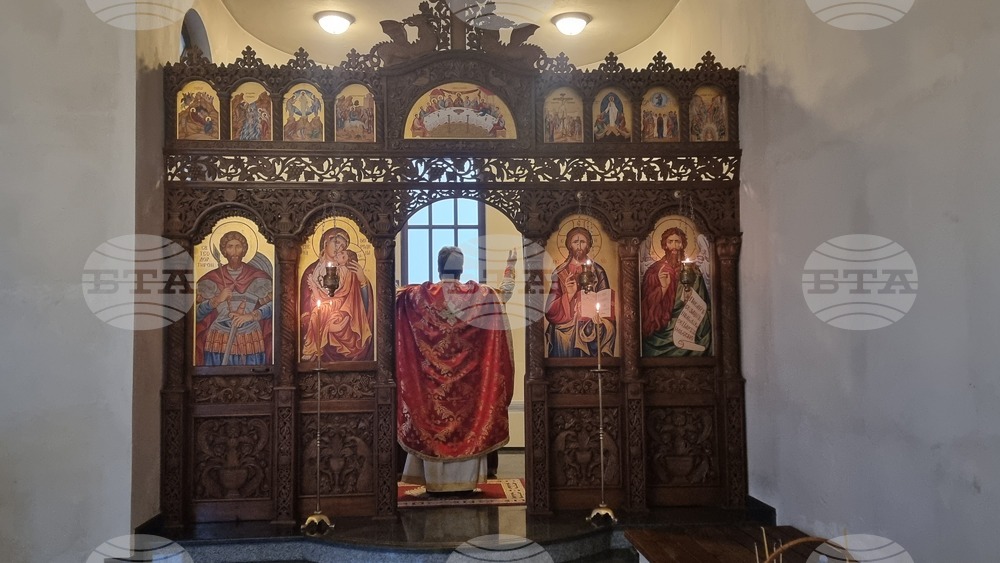 Да помним, че милосърдието винаги трябва да е преди църковните правила и традиции, каза в неделната проповед свещеник Иван Марински в Смолян