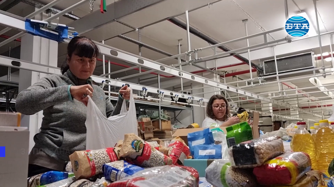 За поредна година доброволците от „Миг човечност“ в Кюстендил ще зарадват хора в нужда