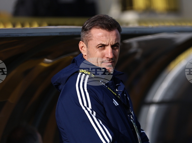 Станислав Генчев е бил сред кандидатите за нов старши треньор на Аполон Лимасол