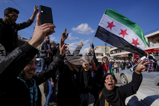 Москва договори с новата власт в Дамаск гаранции за сигурността на руските военни бази в Сирия