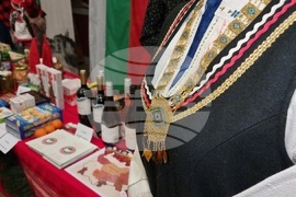 Румъния - Коледен дипломатически благотворителен базар в Букурещ - Български щанд