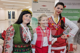 Румъния - Коледен дипломатически благотворителен базар в Букурещ - Български щанд