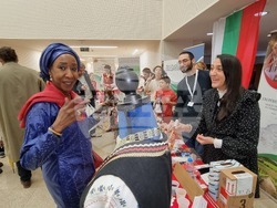 Румъния - Коледен дипломатически благотворителен базар в Букурещ - Български щанд