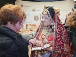 Румъния - Коледен дипломатически благотворителен базар в Букурещ