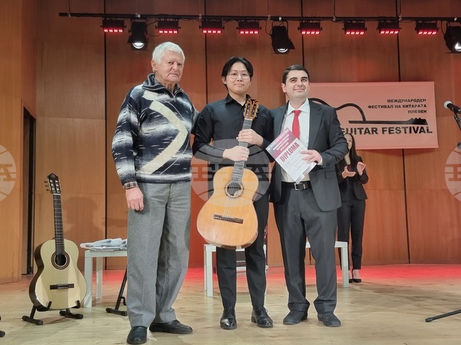 В Плевен Международният фестивал на китарата завърши с церемония по награждаване на лауреати