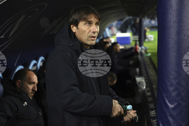 Конте е разочарован, че не е успял да убеди Кварацхелия да остане в Наполи