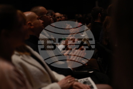 Спектакъл - ПоетиТе и сезоните