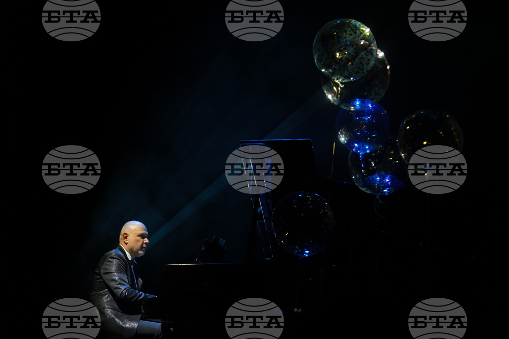 Спектакъл - ПоетиТе и сезоните