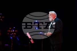 Спектакъл - ПоетиТе и сезоните