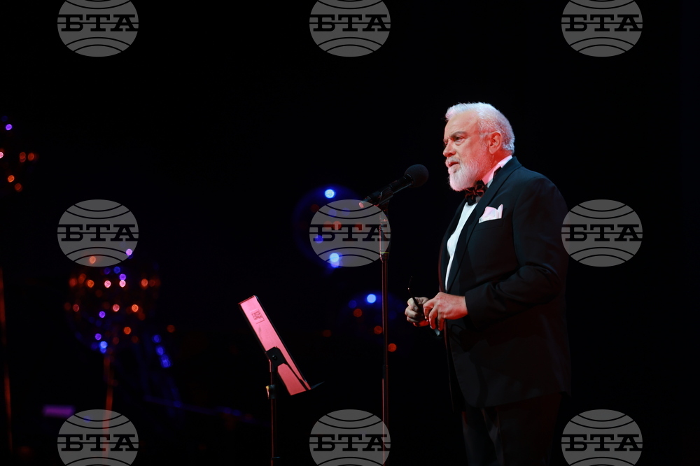 Спектакъл - ПоетиТе и сезоните