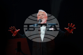 Спектакъл - ПоетиТе и сезоните