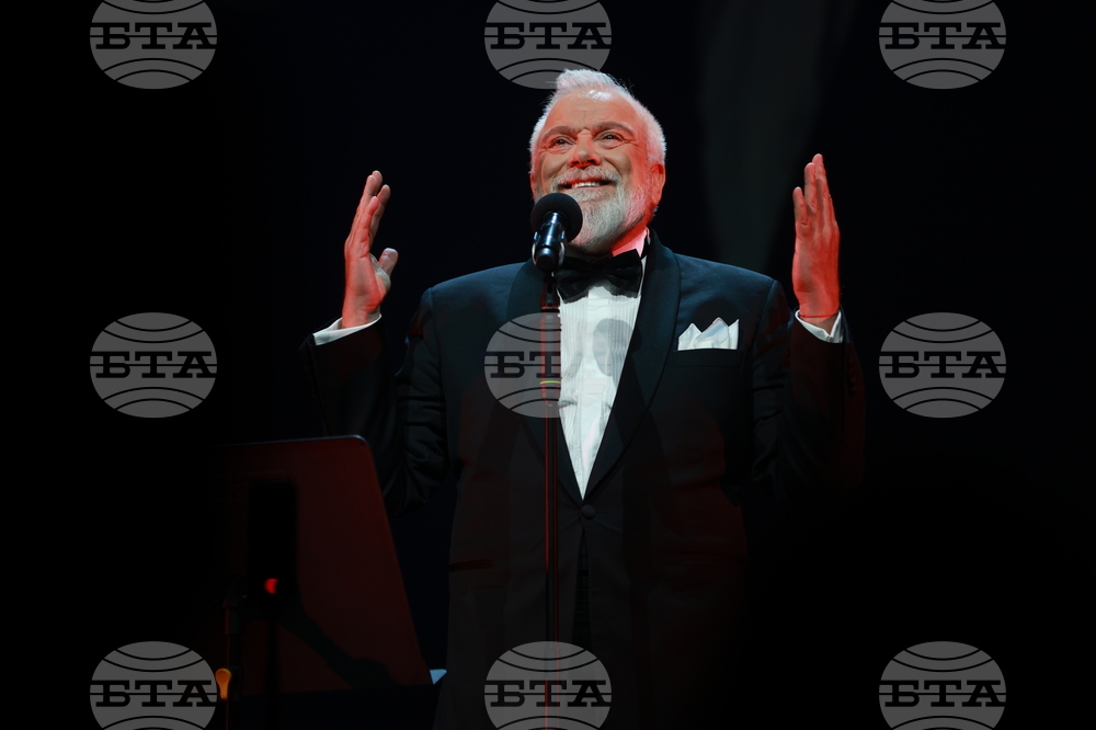 Спектакъл - ПоетиТе и сезоните