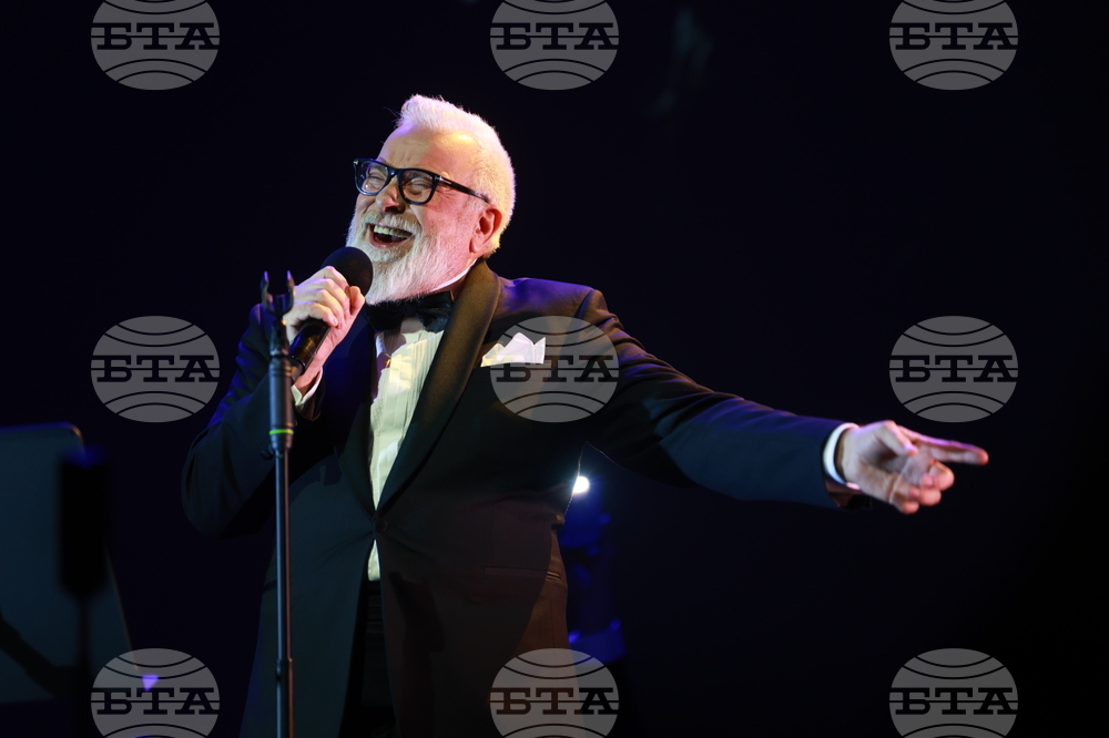 Спектакъл - ПоетиТе и сезоните