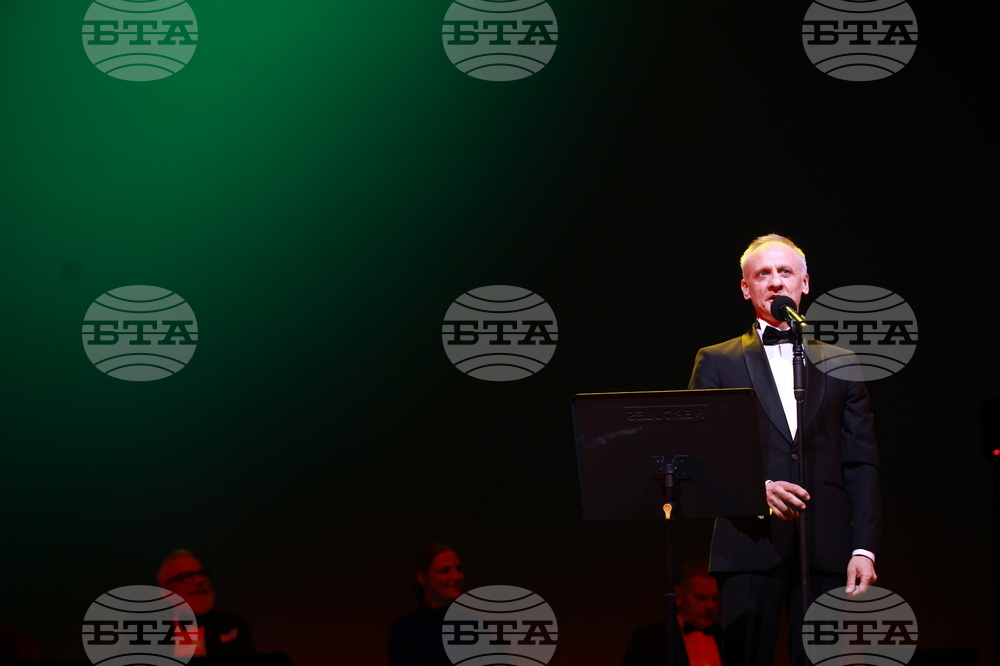 Спектакъл - ПоетиТе и сезоните