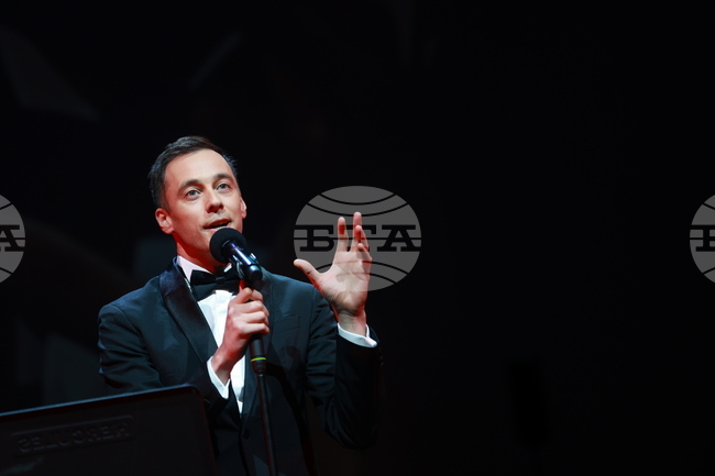 Моноспектакълът „Всички страхотни неща“ ще бъде представен в Прага, Чехия, на 14 март