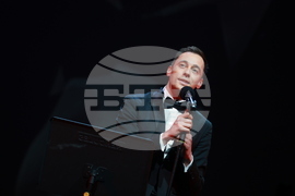 Спектакъл - ПоетиТе и сезоните