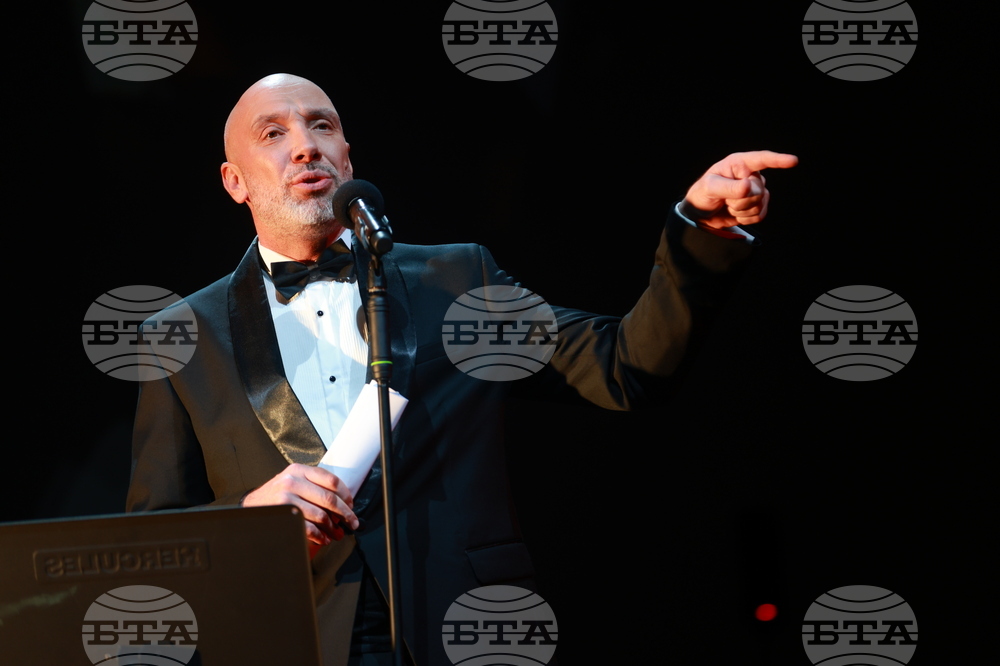 Спектакъл - ПоетиТе и сезоните