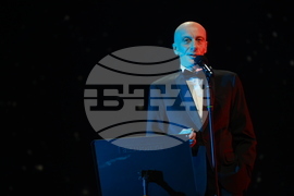 Спектакъл - ПоетиТе и сезоните