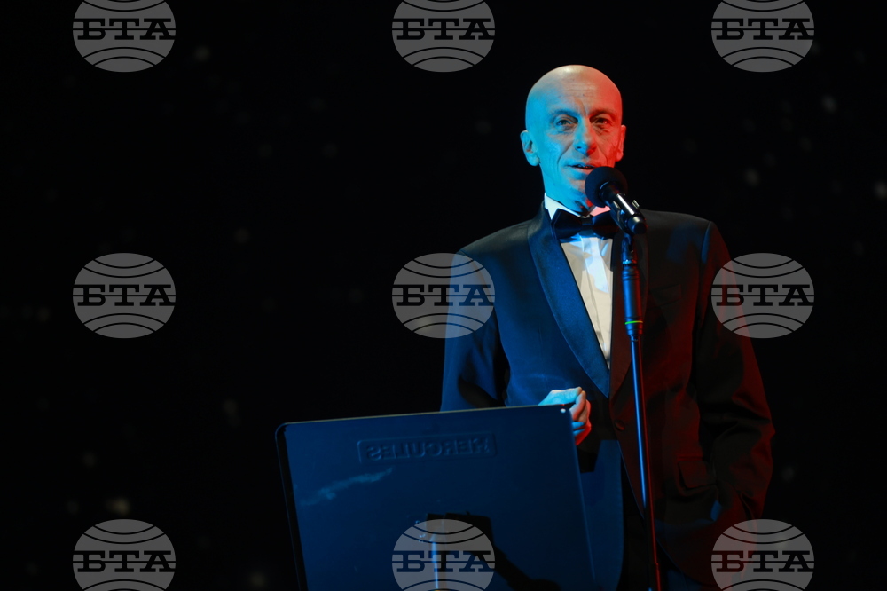 Спектакъл - ПоетиТе и сезоните