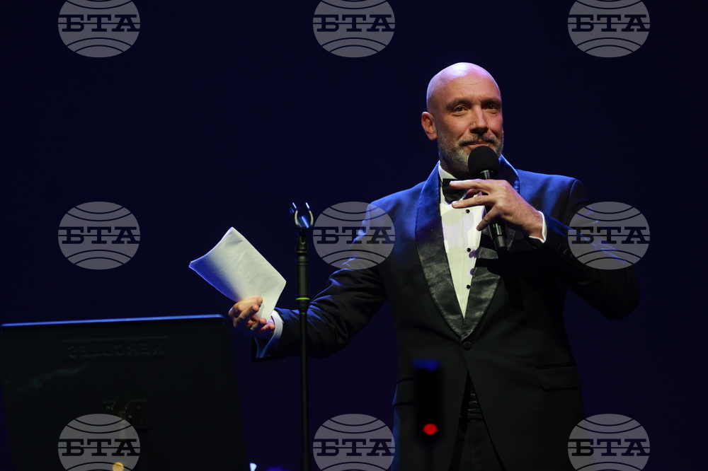 Спектакъл - ПоетиТе и сезоните