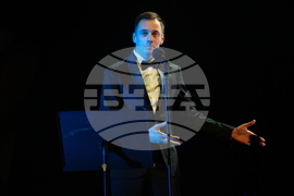 Спектакъл - ПоетиТе и сезоните