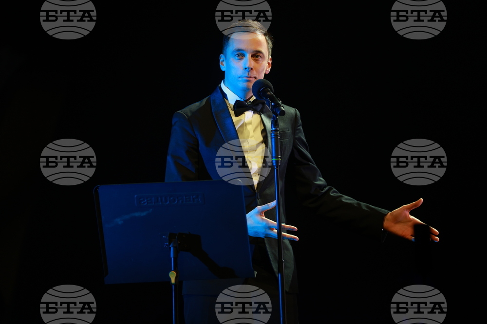 Спектакъл - ПоетиТе и сезоните