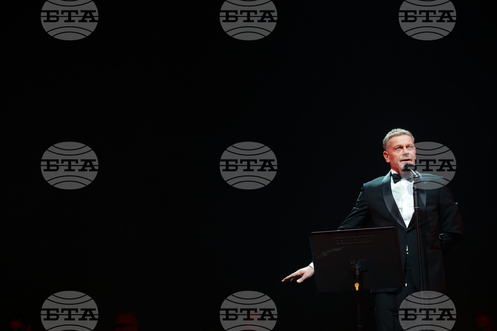 Спектакъл - ПоетиТе и сезоните