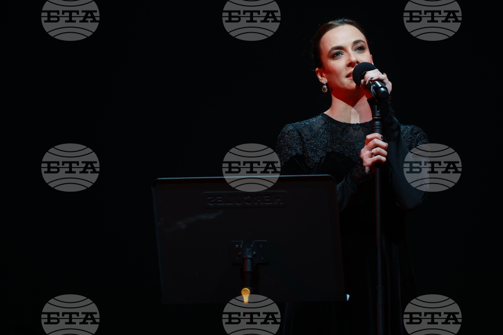 Спектакъл - ПоетиТе и сезоните